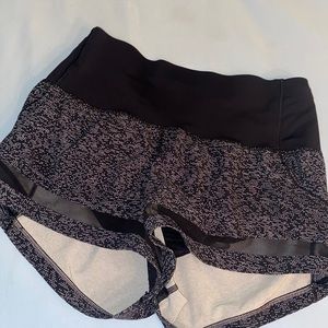 Speed Up High Rise Short 2.5 High Waisted